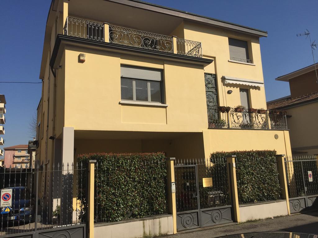 Guesthouse Flora Лоди Экстерьер фото