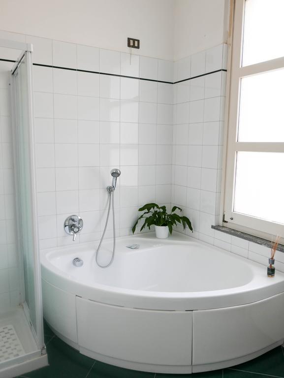 Guesthouse Flora Лоди Экстерьер фото